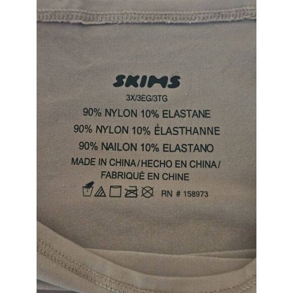 Skims mock neck top Nwt - Picture 7 of 8